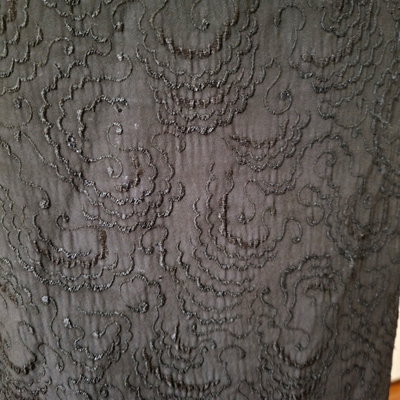 Vintage Christian Lacroix Black Pencil Skirt with Beautiful Embroidery size 8 - Picture 5 of 11